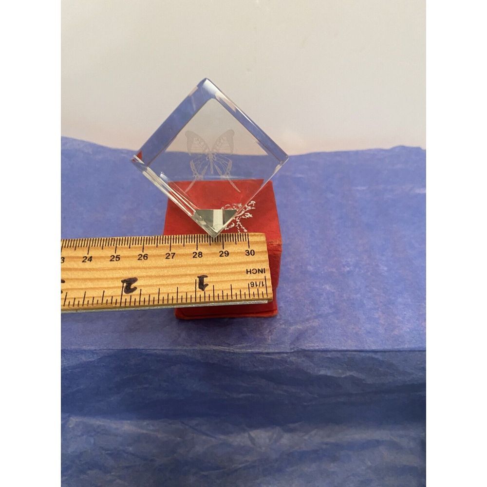 Lead Crystal Clear Glass Cube Paperweight With Laser etched Butterfly With Case